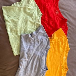 🎉❤️HOST PICK❤️🎉Lot of 4 J.Crew T-Shirts